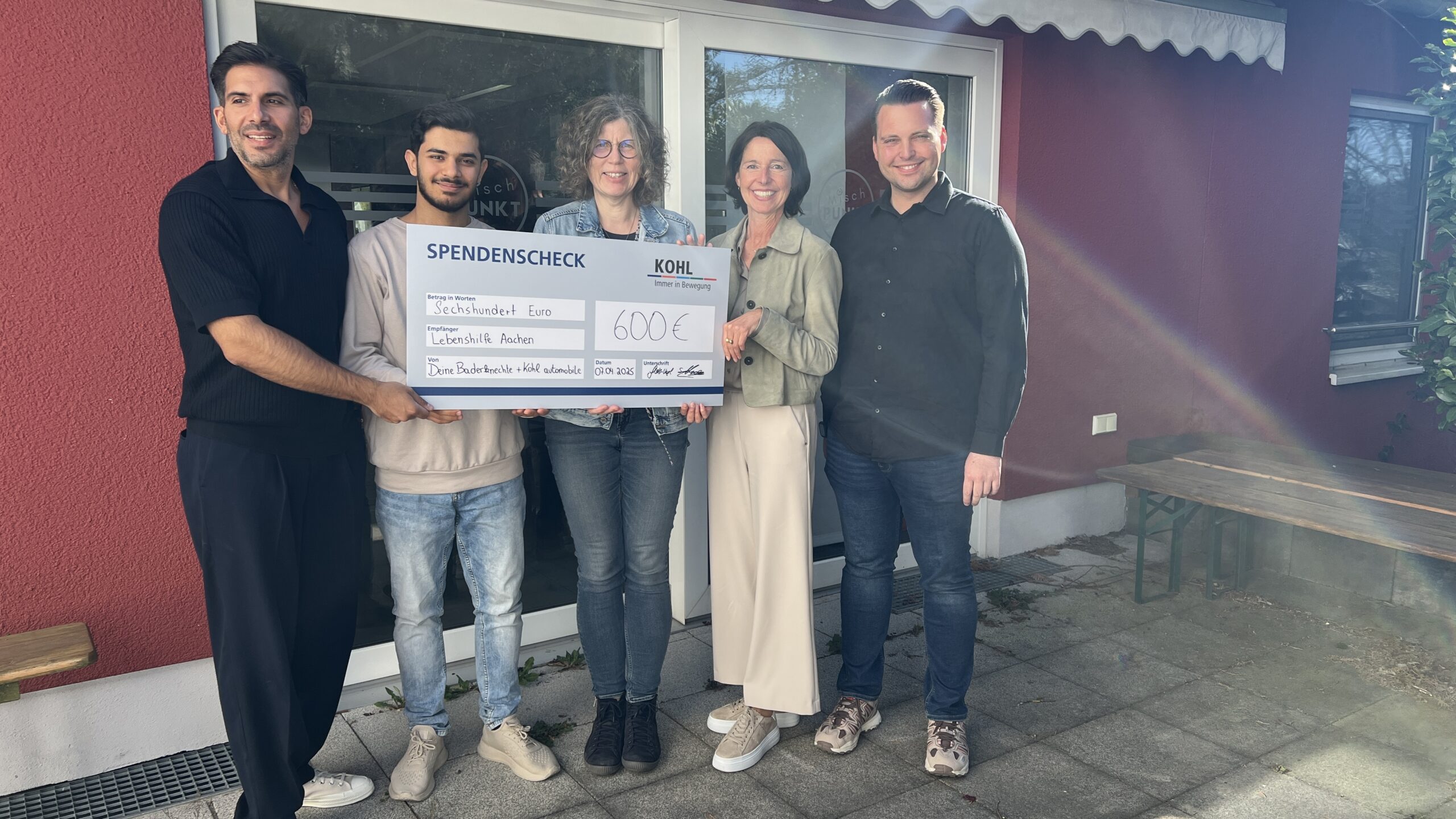 Spendenübergabe Lebenshilfe Aachen KOHL Automobile + Deine Baderknechte